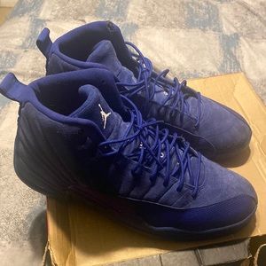 Great condition size 15 (used)